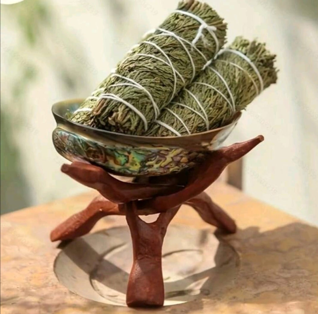 Suport pentru ardere si fumigatie salvie – scoica naturala cu baza din lemn