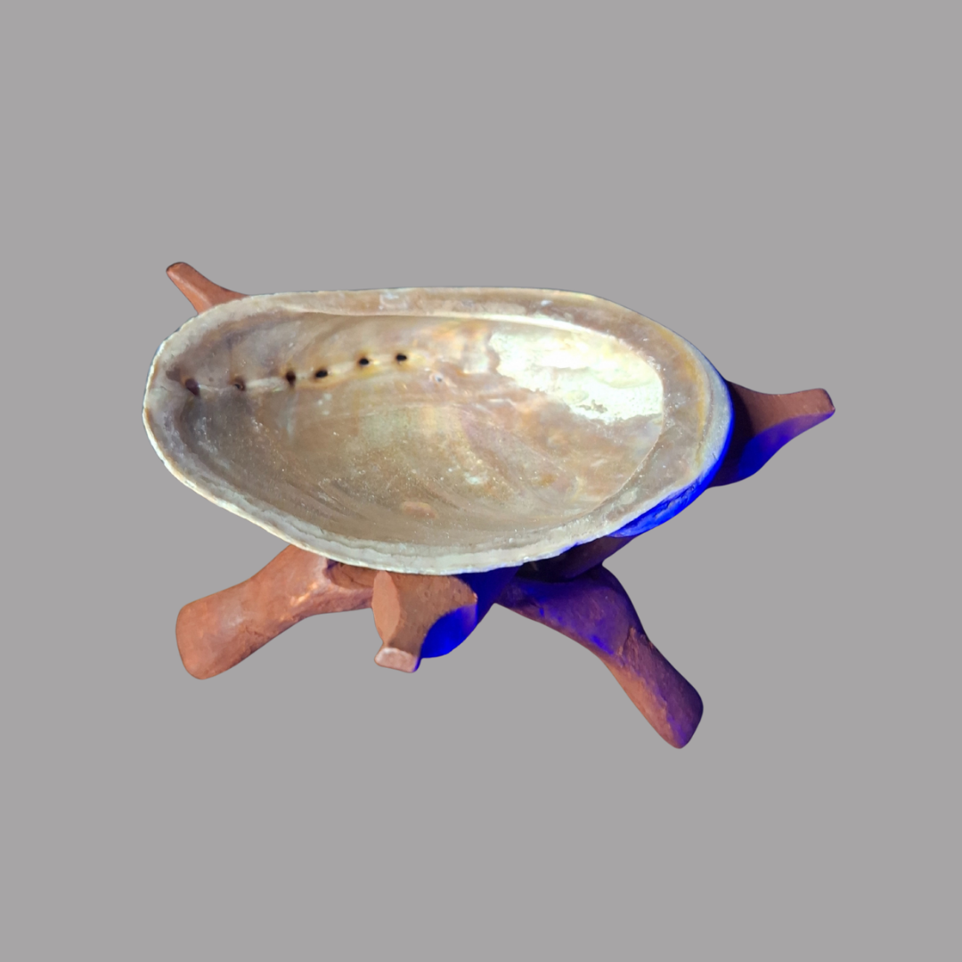 Suport pentru ardere si fumigatie salvie – scoica naturala cu baza din lemn